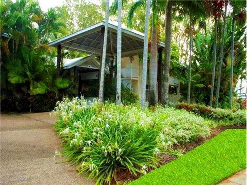 Port Douglas Retreat Aparthotel Exterior photo