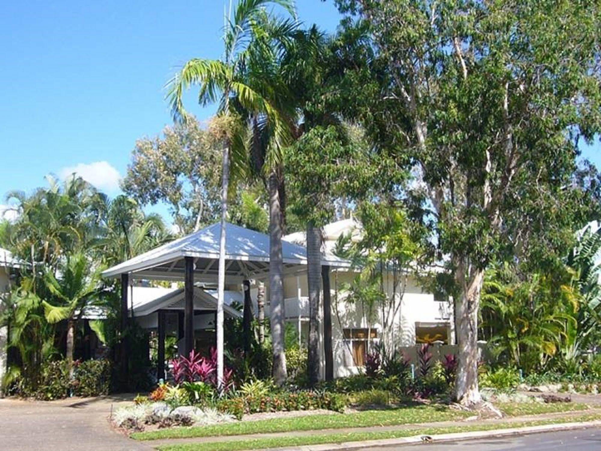 Port Douglas Retreat Aparthotel Exterior photo