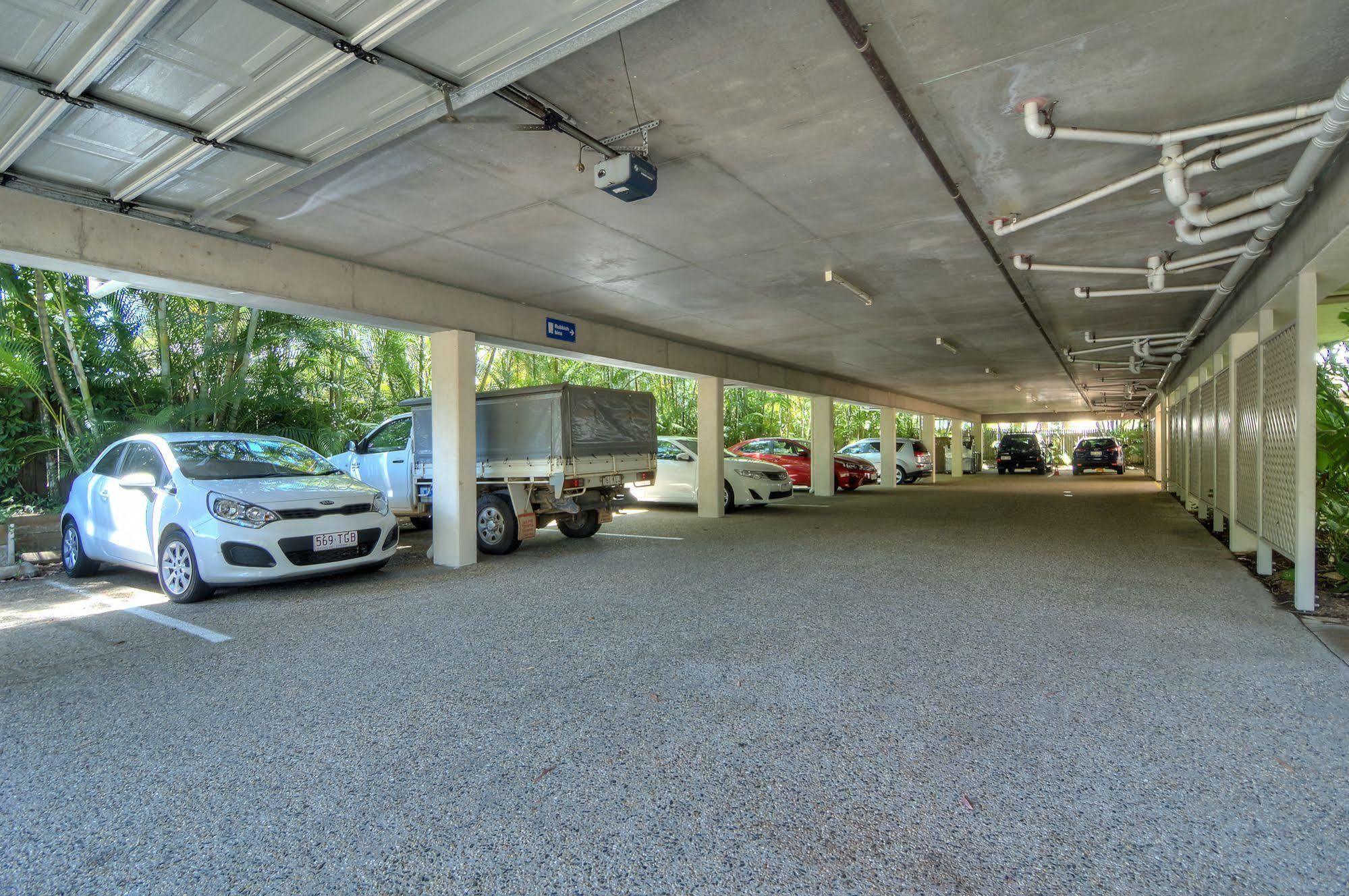 Port Douglas Retreat Aparthotel Exterior photo